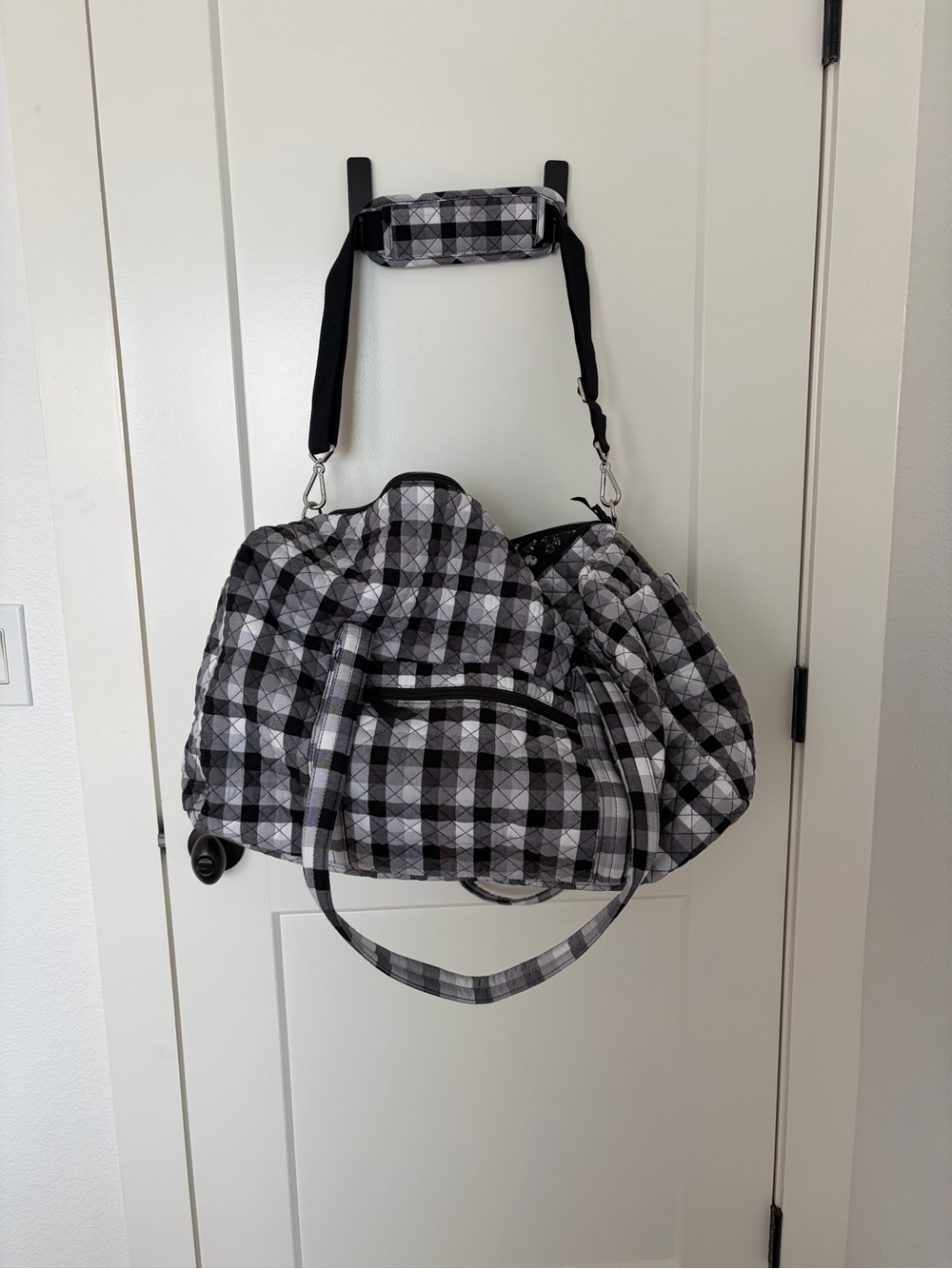 Vera Bradley Quilted Weekend Bag - Black & White NWOT